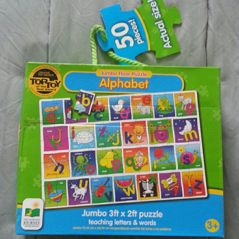 Jumbo floor puzzle